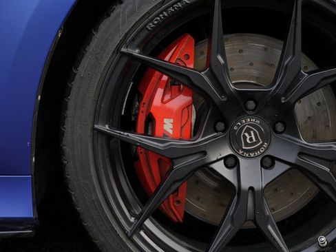 Used 2022 BMW 330i xDrive Sedan w/ M Sport Package image 17