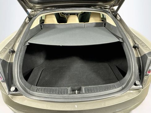 Used 2016 Tesla Model S 70 RWD image 30