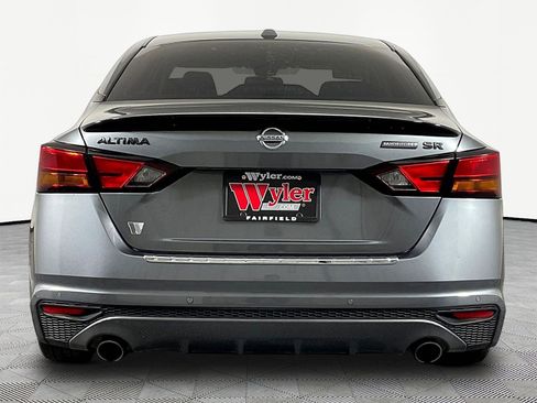 Used 2022 Nissan Altima 2.5 SR w/ Midnight Edition Package FWD image 5
