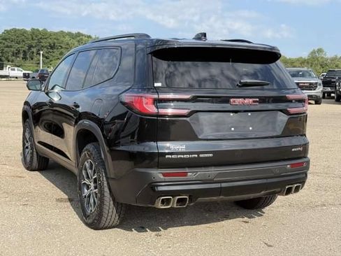 Used 2025 GMC Acadia AT4 w/ Luxury Package AWD/4WD image 6
