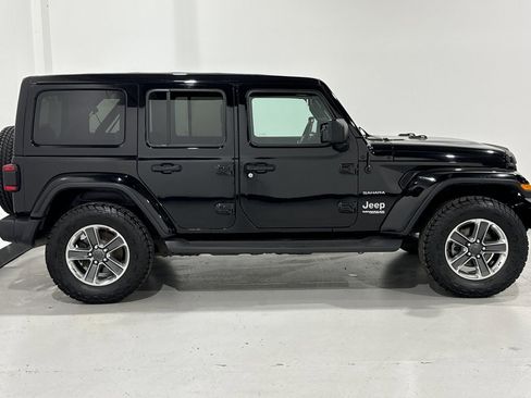 Used 2020 Jeep Wrangler Unlimited Sahara w/ Uconnect 4C Nav & Sound Group image 19