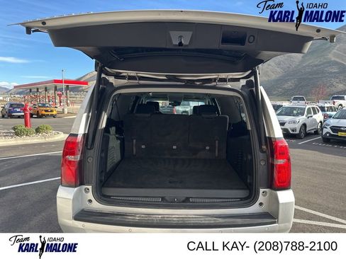 Used 2020 Chevrolet Suburban LT w/ Max Trailering Package AWD/4WD image 7