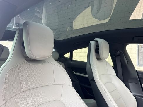 Used 2021 Porsche Taycan image 17