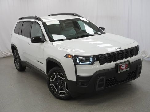 New 2026 Jeep Cherokee Laredo AWD/4WD image 8
