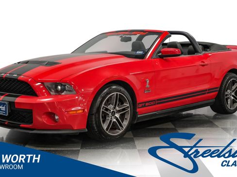 Used 2010 Ford Mustang Shelby GT500 RWD image 1