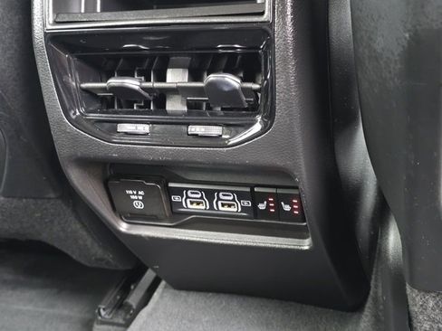 Used 2022 Jeep Grand Cherokee Limited 4xe image 39