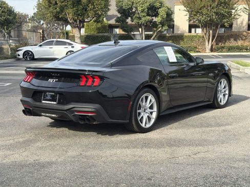 Used 2024 Ford Mustang GT Premium image 4