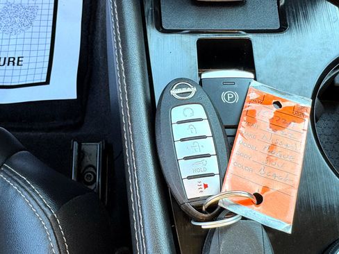 Used 2022 Nissan Rogue SL w/ SL Premium Package image 19