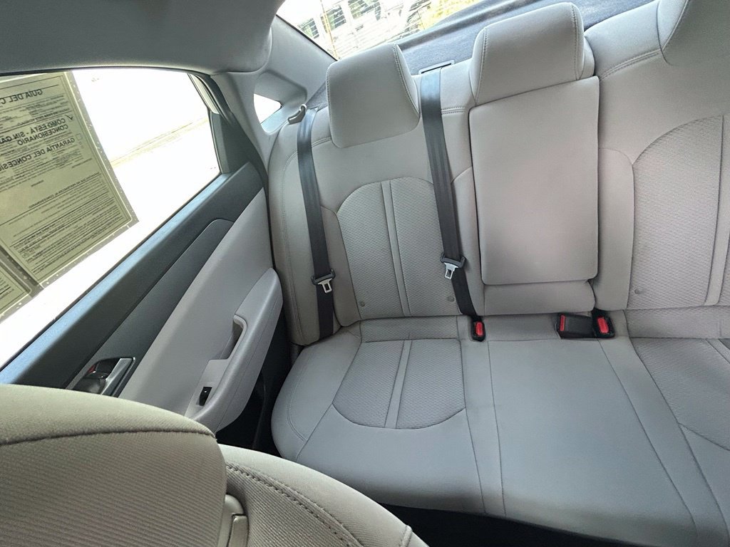 Used 2018 Hyundai Sonata SE FWD image 12