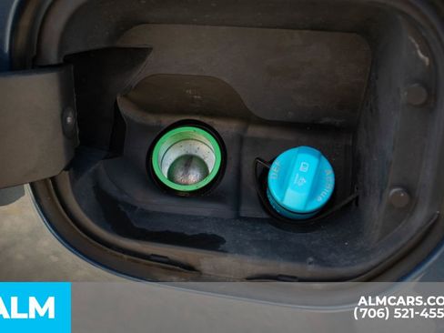 Used 2024 GMC Sierra 1500 SLT image 33