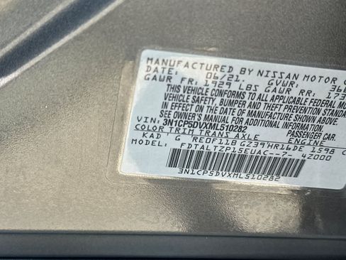Used 2021 Nissan Kicks SR w/ Interior Electronics Package FWD image 36