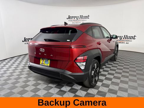 Used 2025 Hyundai Kona SEL image 7