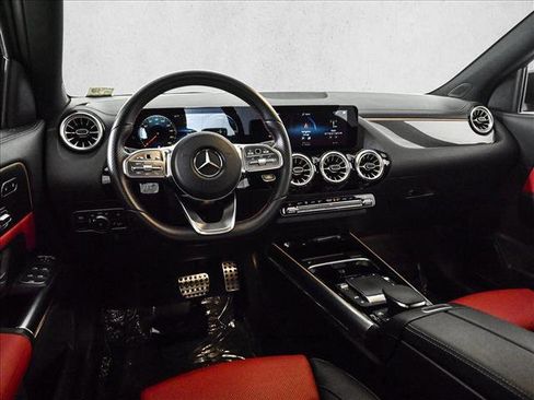 Used 2022 Mercedes-Benz GLA 35 AMG 4MATIC image 20