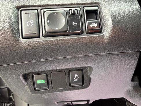Used 2019 Nissan Sentra S FWD image 17