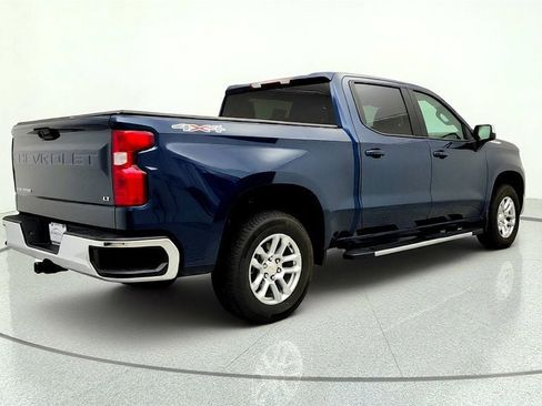 Used 2023 Chevrolet Silverado 1500 LT AWD/4WD image 5