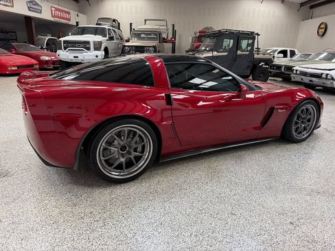 Used 2011 Chevrolet Corvette Z06 RWD image 8