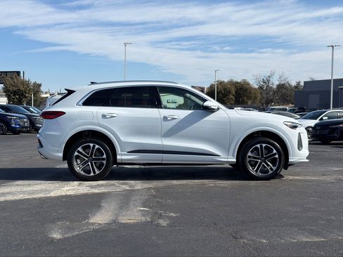 Certified 2025 Audi Q5 Premium Plus w/ Premium Plus image 6