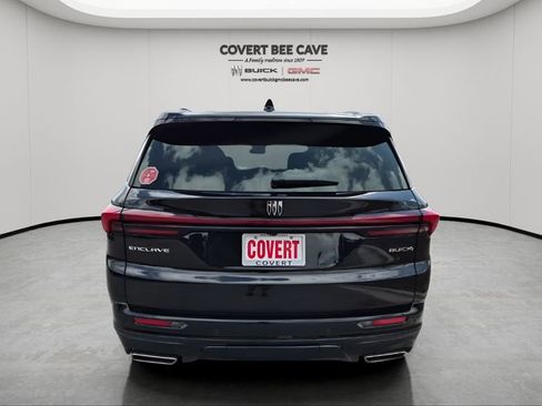 New 2026 Buick Enclave Sport Touring w/ LPO, Floor Liner Package image 8