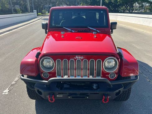 Used 2017 Jeep Wrangler Unlimited Rubicon w/ Connectivity Group image 2