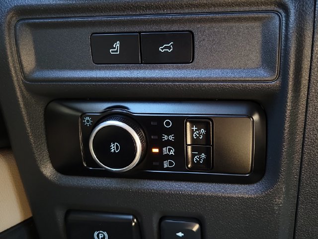 Used 2023 Ford Expedition Limited RWD image 34