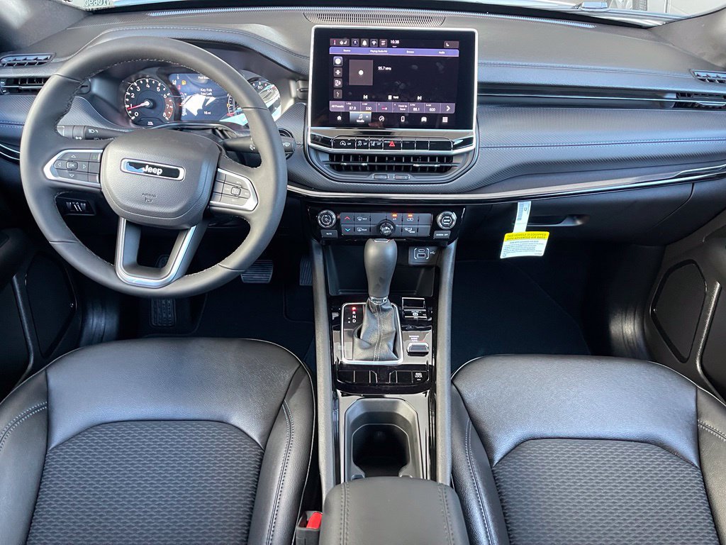 New 2026 Jeep Compass Latitude AWD/4WD image 11