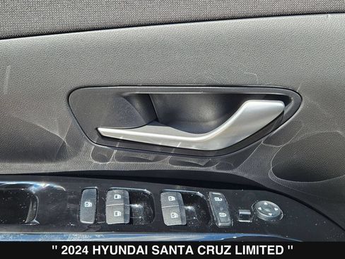 Used 2024 Hyundai Santa Cruz Limited AWD/4WD image 15