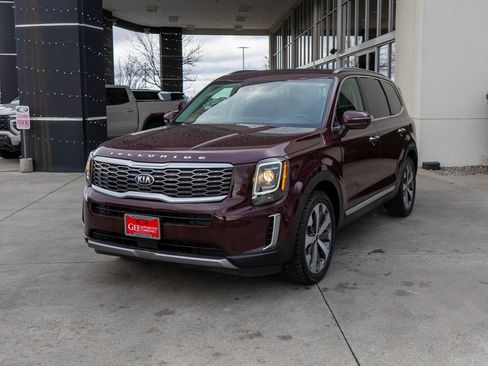 Used 2020 Kia Telluride S image 3