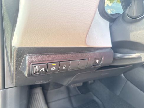 New 2026 Toyota Corolla SE FWD image 28