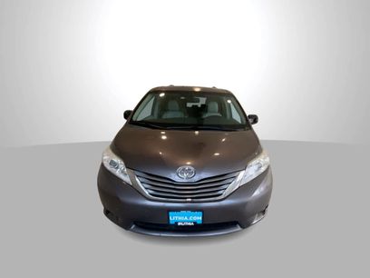Used 2014 Toyota Sienna XLE w/ XLE Premium Package