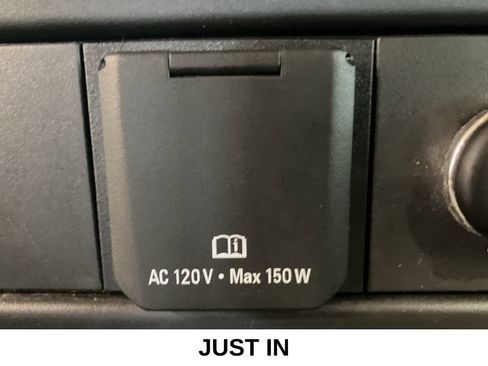 Used 2019 GMC Savana 2500 Extended w/ Driver Convenience Package image 18