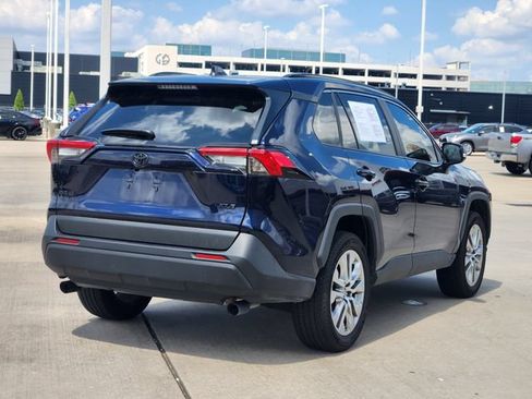 Certified 2025 Toyota RAV4 XLE Premium FWD image 7