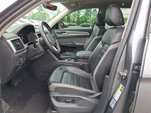 Used 2021 Volkswagen Atlas SEL Premium image 15