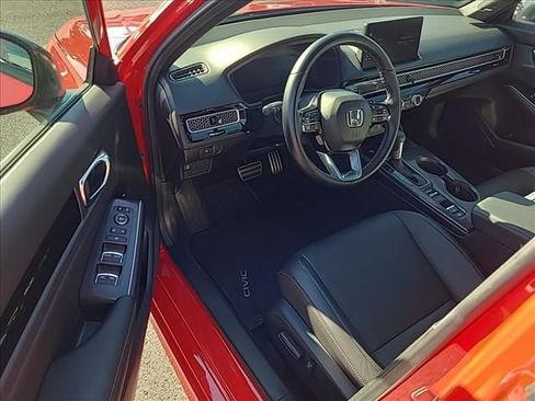 Used 2025 Honda Civic Sport image 7