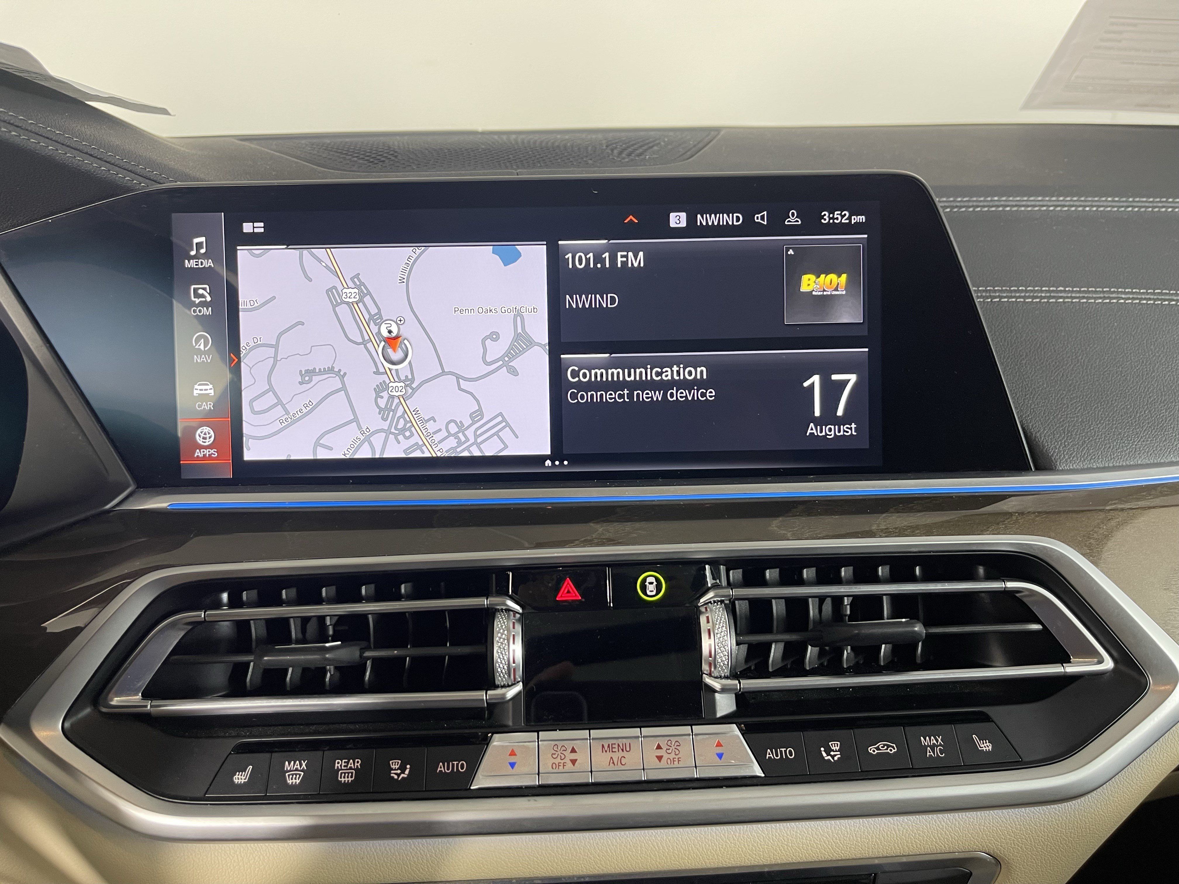 Certified 2022 BMW X5 xDrive45e w/ Premium Package AWD/4WD image 13