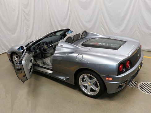Used 2002 Ferrari 360 Spider image 31