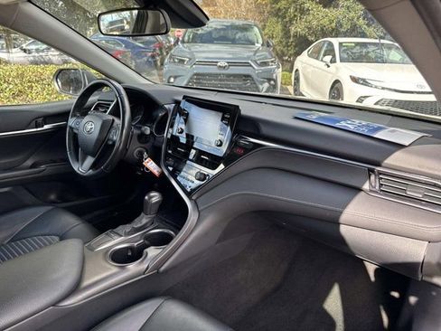 Used 2023 Toyota Camry SE image 18