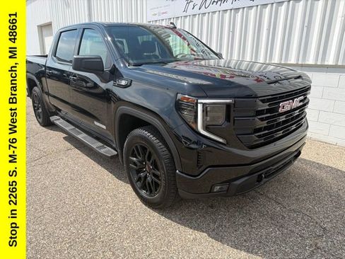 Used 2025 GMC Sierra 1500 Elevation w/ X31 Off-Road Package AWD/4WD image 6