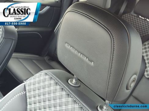Used 2025 GMC Acadia Denali w/ LPO, Floor Liner Package AWD/4WD image 16