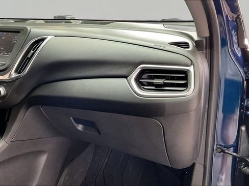 Used 2022 Chevrolet Equinox LT AWD/4WD image 18