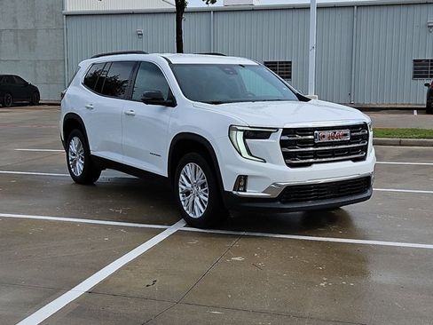 Used 2026 GMC Acadia Elevation w/ Elevation Premium Package FWD image 3