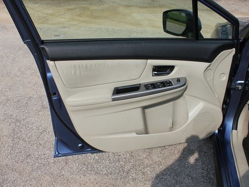 Used 2015 Subaru Crosstrek 2.0i Premium image 31