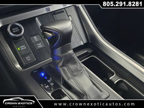 Used 2025 Lexus GX 550 w/ Accessory Package (2T) AWD/4WD image 28