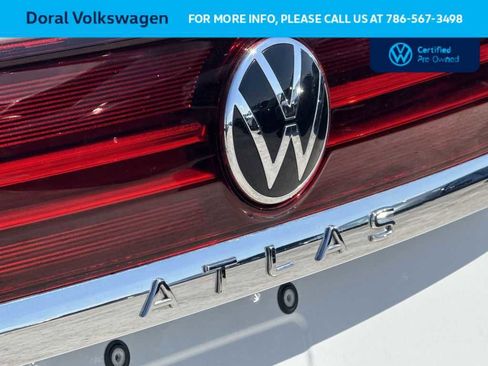 Certified 2024 Volkswagen Atlas SE image 10