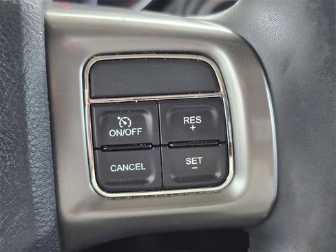 Used 2020 Dodge Journey Crossroad w/ Popular Equipment Group image 32