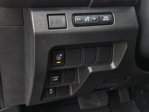 Used 2023 Nissan Frontier S w/ Technology Package image 17