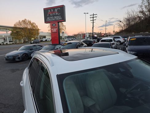 Used 2021 Audi Q3 2.0T Premium image 22