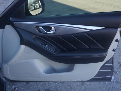 Used 2014 INFINITI Q50 S 3.7 Sedan 4D w/ Navigation Package image 15