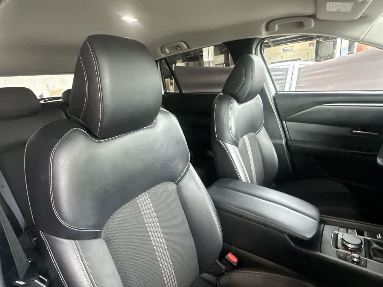 Used 2025 MAZDA CX-50 AWD 2.5 S w/ Preferred Package image 27