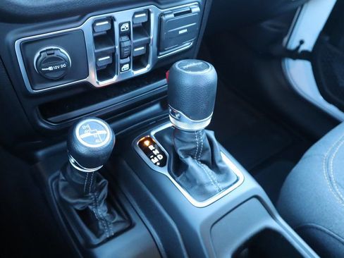 New 2026 Jeep Gladiator Sport AWD/4WD image 7