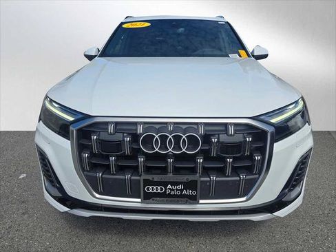 Used 2025 Audi Q7 3.0T Premium Plus AWD/4WD image 8